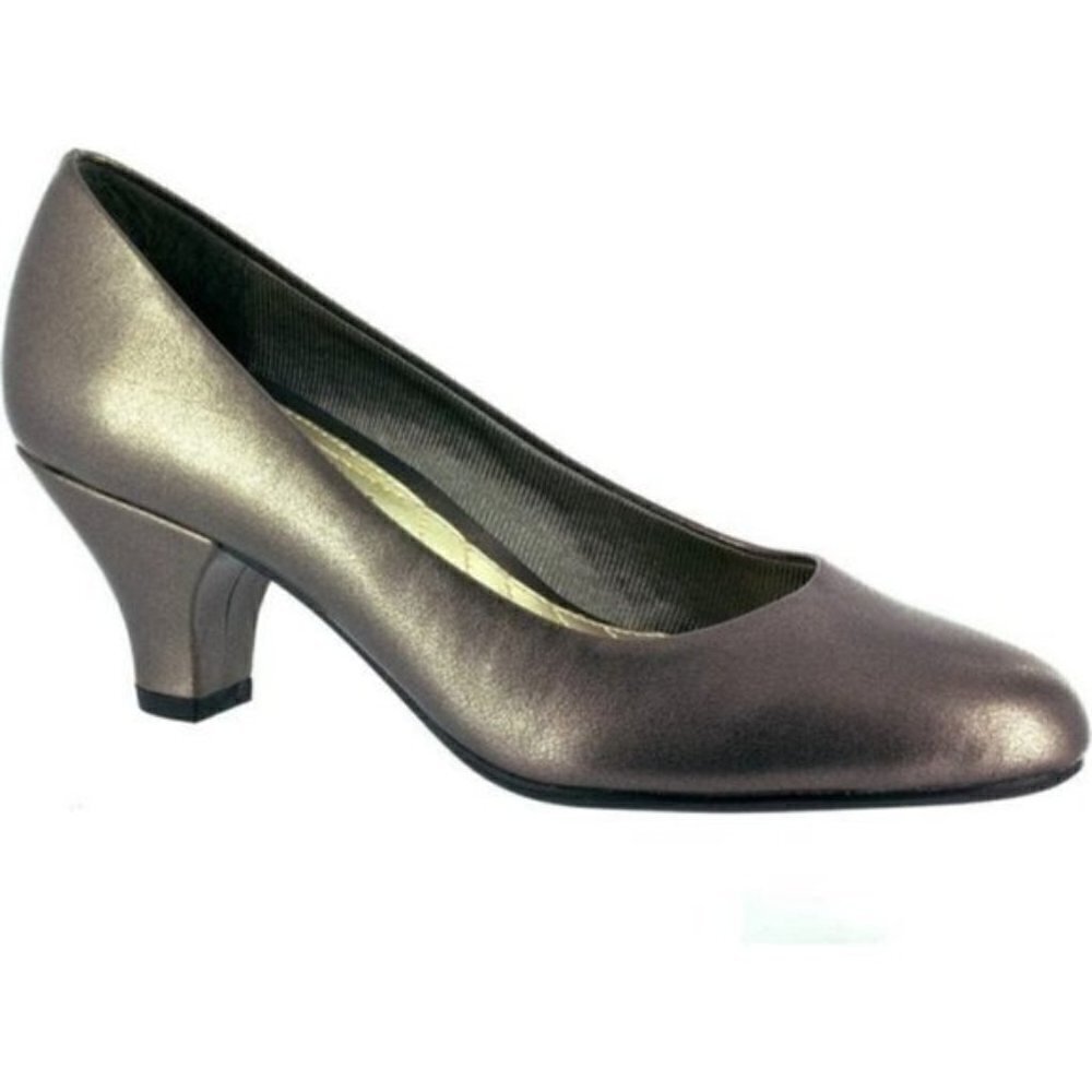 Easy Street Pewter Fabulous Classic Pump Narrow Width